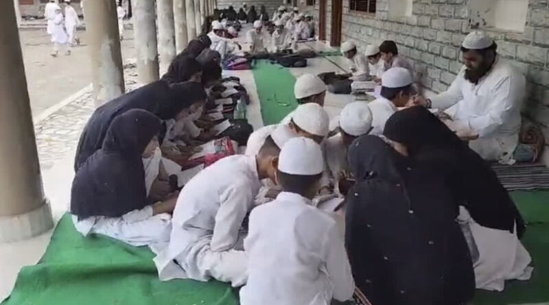 अवैध मदरसों पर सरकार की कार्रवाई का बोर्ड ने किया समर्थन… 88 में से केवल 48 मदरसों को मान्यता